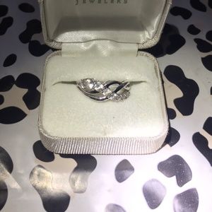 Ladies size 7 ring